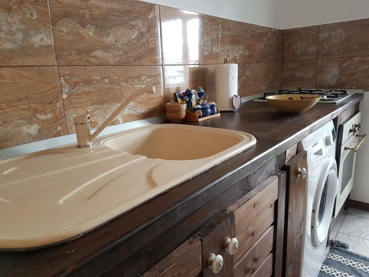 Apartment Straja Lupeni  ภายนอก รูปภาพ