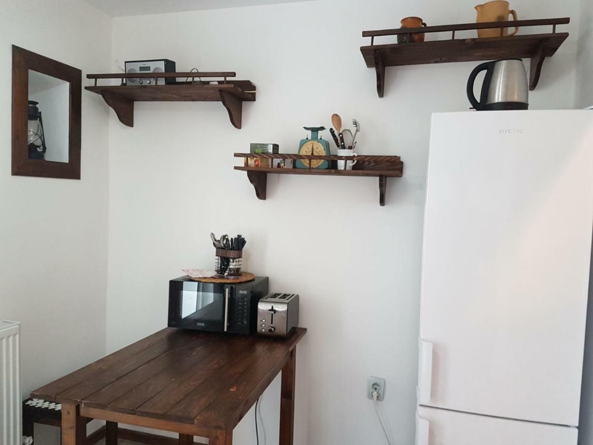 Apartment Straja Lupeni  ภายนอก รูปภาพ