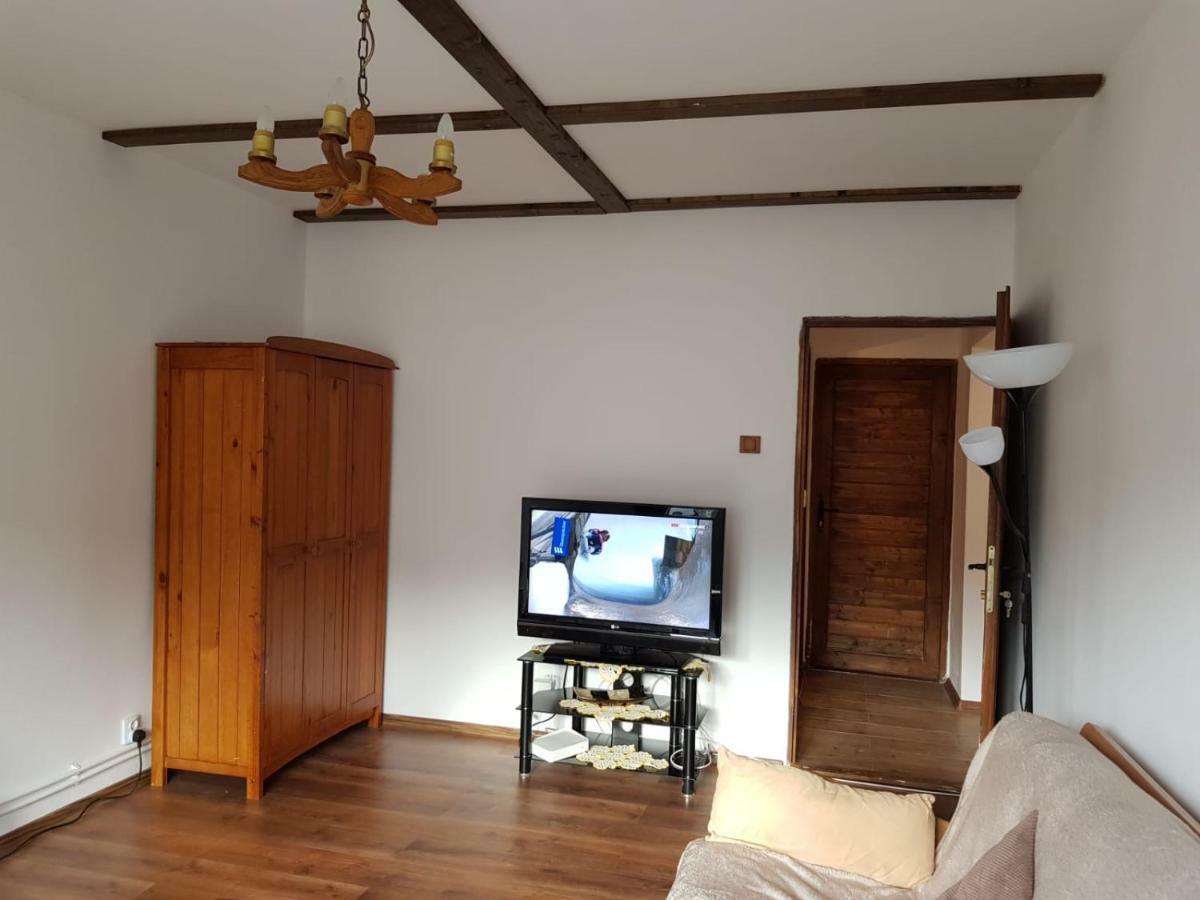 Apartment Straja Lupeni  ภายนอก รูปภาพ